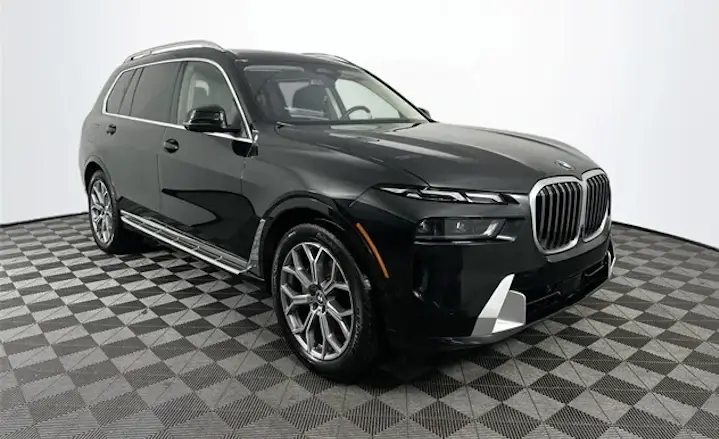 BMW X7 2024 плитка
