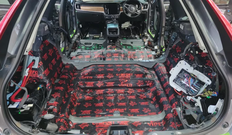 Шумоизоляция пола Volvo V90-2