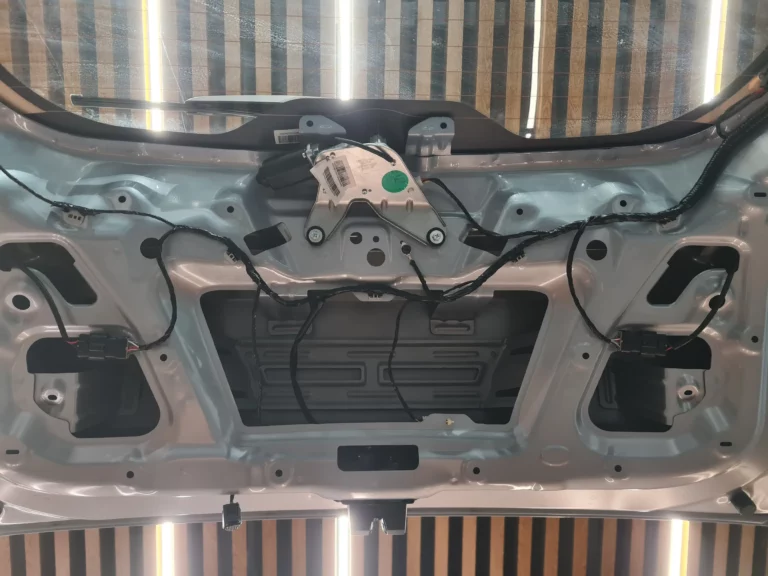 Шумоизоляция дверей Москвич-1